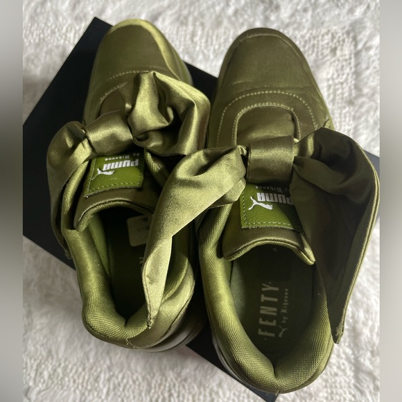 Fenty Beauty Shoes - Fenty Puma by Rihanna 7.5